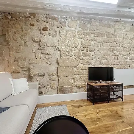 Loft En Plein Coeur Du Marais Apartment
