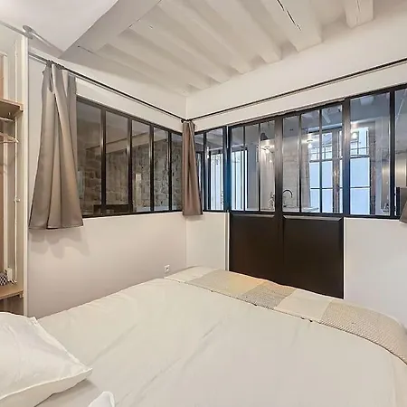 Loft En Plein Coeur Du Marais Apartment