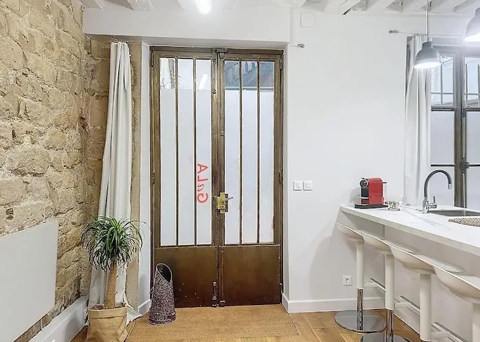 아파트 Loft En Plein Coeur Du Marais
